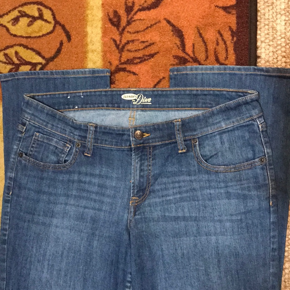 BNWOT OLD NAVY DIVA JEANS SIZE 12 REGULAR